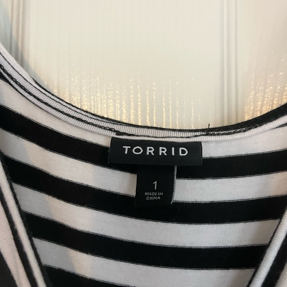 Torrid Black and White Maxi Dress - Picture 3 of 7